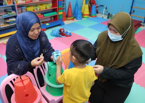 SITI NORAISIKIN MOHD JAZULI