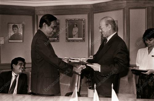 PERJANJIAN PENYEWAAN TANAH