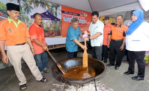JB03_19072014_PASAR_TANI