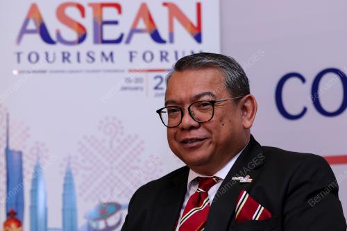 DATUK WIRA ROSLAN TAN SRI ABDUL RAHMAN 