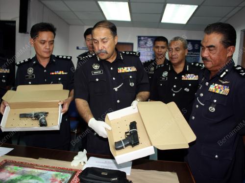 DATUK MOHD MOKHTAR MOHD SHARIFF