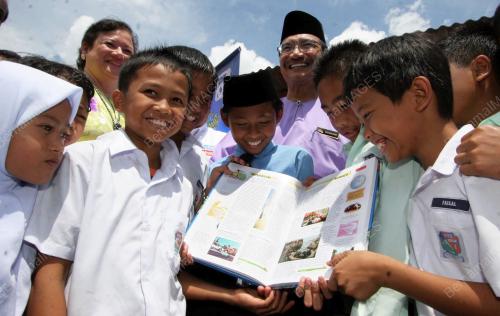 HISHAMMUDDIN TUN HUSSEIN
