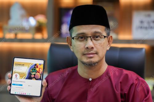 MOHD FARED MOHD KHALID 