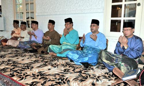 TAN SRI MUHYIDDIN YASSIN