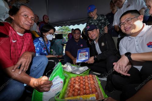 DATUK ONN HAFIZ GHAZI