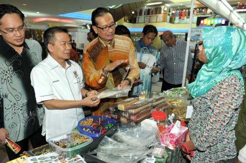 JB03_21062013_USAHAWAN_SARAWAK