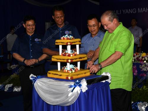 JB03_21112018_PULUT_KUNING