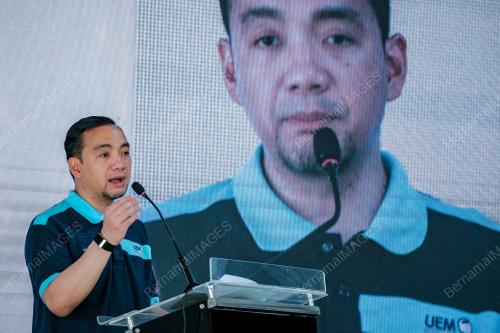 DATUK ONN HAFIZ GHAZI