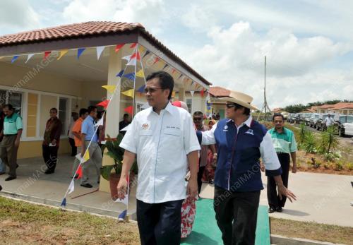 DATUK SERI SHAFIE APDAL