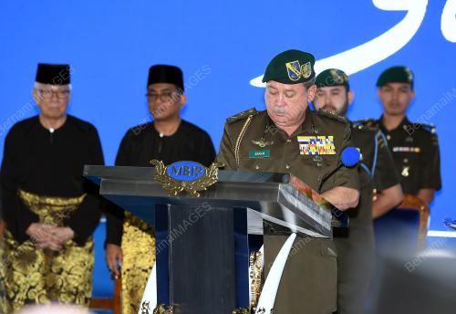 JB03_22112017_PENGISYTIHARAN_MBIP