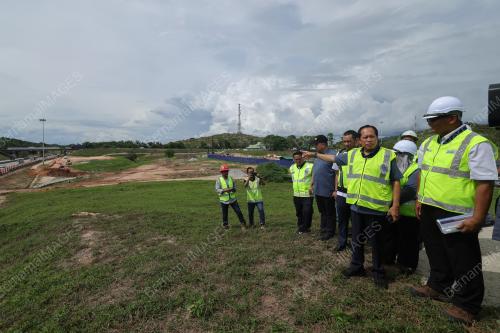 DATUK SERI AHMAD MASLAN