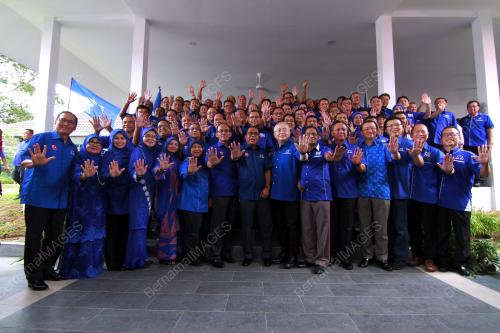 JB03_23042018_UMUM_CALON_BN
