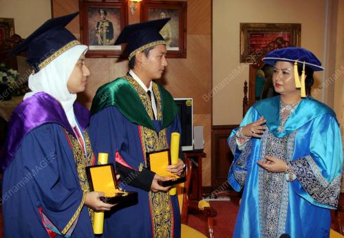 RAJA ZARITH SOFIAH