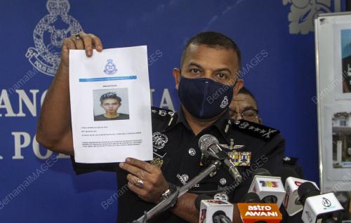 DATUK AYOB KHAN MYDIN PITCHAY