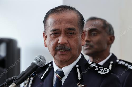 TAN SRI RAZARUDIN HUSAIN 
