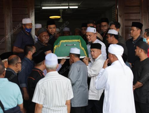ALLAHYARHAM DATUK SERI SALAHUDDIN AYUB