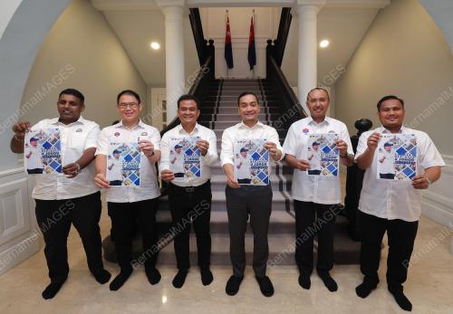 DATUK ONN HAFIZ GHAZI