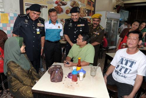 DATUK SERI KHALID ABU BAKAR