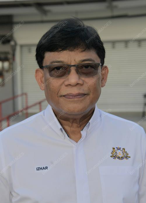 DATUK MOHD IZHAR AHMAD