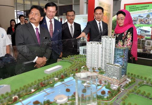 JB03_25062014_HALIMAH