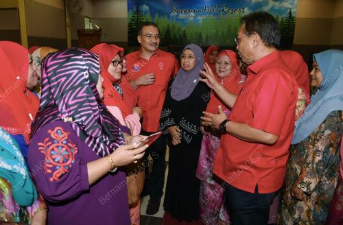 JB03_25092018_PERJUMPAAN_UMNO