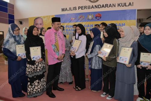 DATUK MOHD JAFNI MD SHUKOR