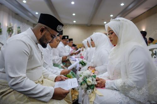 15 PASANGAN NIKAH
