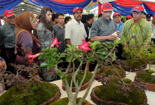 JB03_26022012_HARI_ANTIDADAH