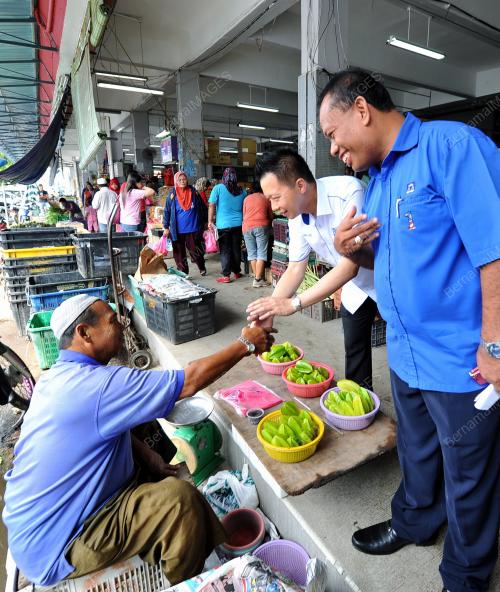 JB03_26042013_PASAR_MAHARANI1