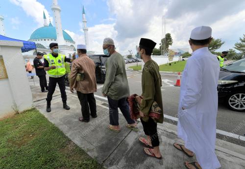 MASJID SULTAN ISKANDAR