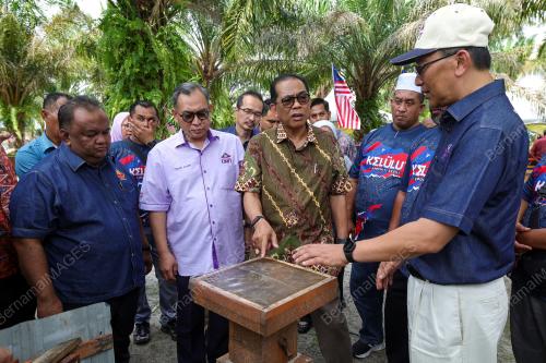 DATUK SERI MOHAMED KHALED NORDIN