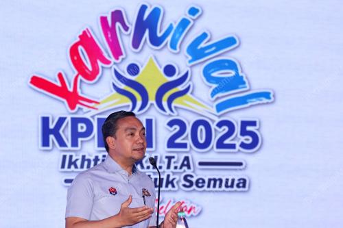 DATUK ONN HAFIZ GHAZI 