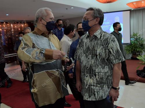 TAN SRI ANUAR MUSA