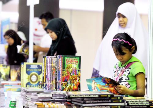 JB03_28112012_BUKU_ISLAM