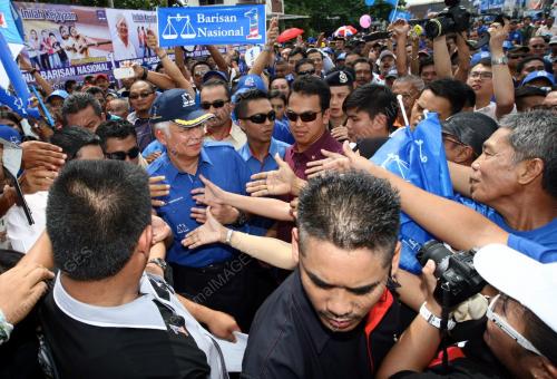 JB03_29042013_PM_PERHIMPUNAN