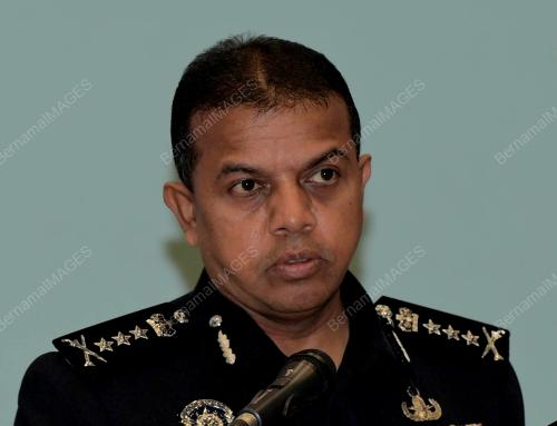 DATUK AYUB KHAN MYDIN PITCHAY