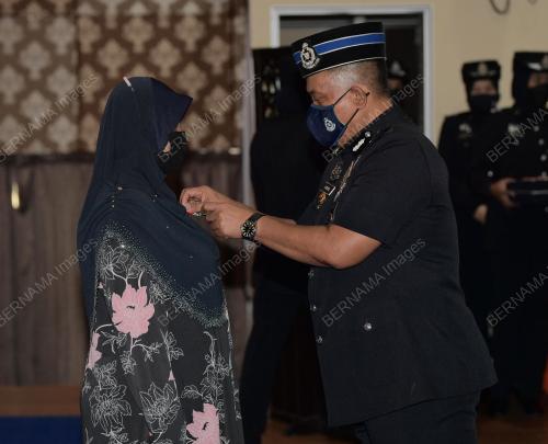 DATUK KAMARUL ZAMAN MAMAT