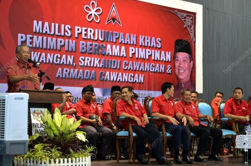 TAN SRI MUHYIDDIN YASSIN