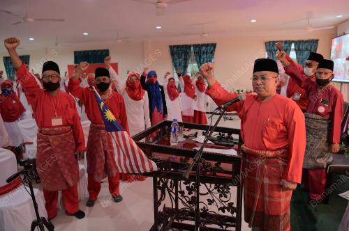 DATUK SERI DR ADHAM BABA