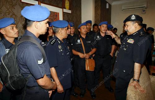 JB04_02042013_POLIS_PULANG