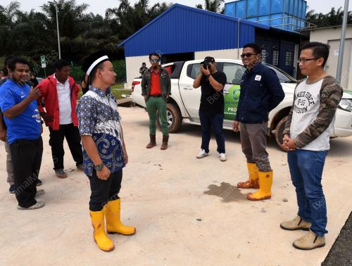 JB04_02062018_DR_MASZLEE_TAPAK_SAMPAH