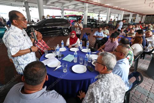 DATUK SERI MOHAMED KHALED NORDIN