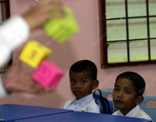 JB04_03012011_MURID_ORANG_ASL