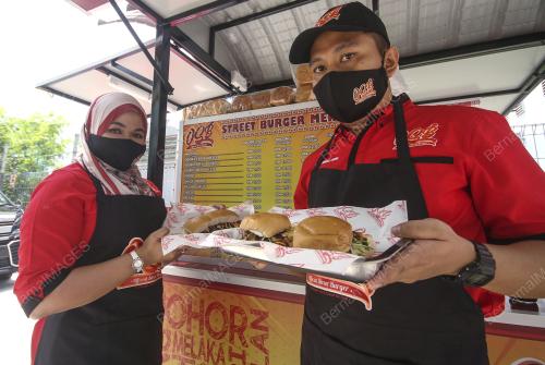 FIREFIGHTER_BURGER