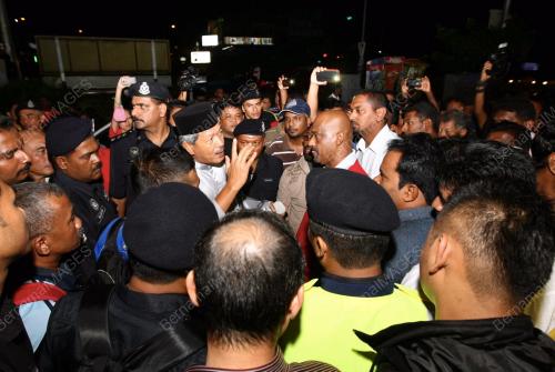 JB04_03052013_HINDRAF