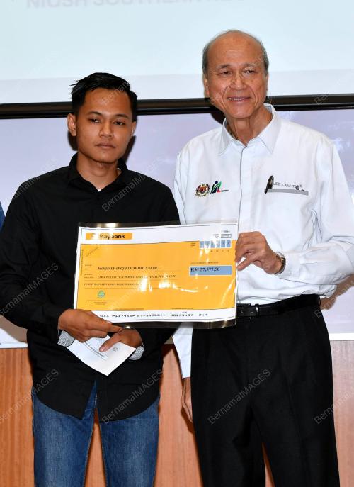 JB04_03072019_SEMINAR_BN201907013804