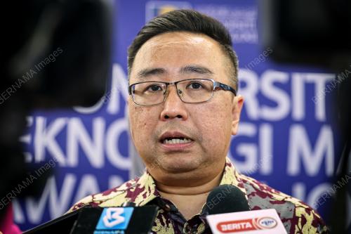 DATUK CHANG LIH KANG