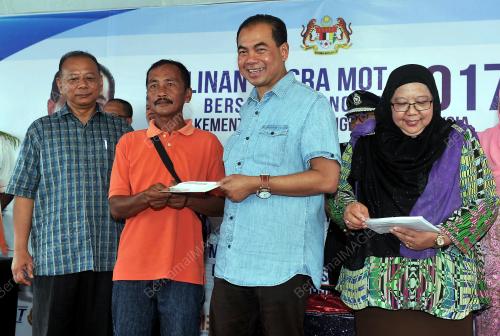 JB04_04032017_MOT_PELANGGAN