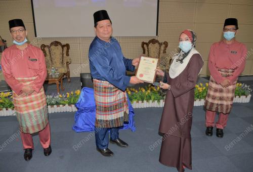 MAZLAN BUJANG