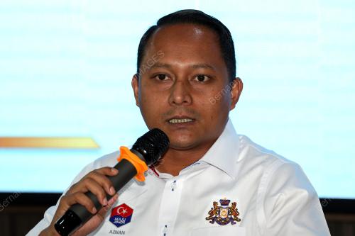 AZNAN TAMIN